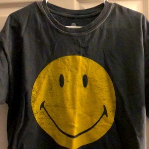 Large smiley blue tshirt
